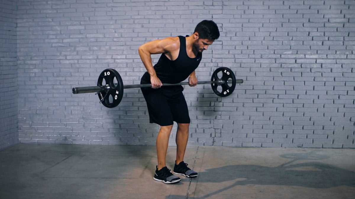 barbell deadlift row - deadlift haltère rameur - Barbell Deadlift Row - EVO Fitness