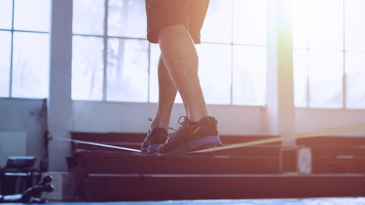 slackline exercises - exercices de slackline - Slackline-Übungen - EVO Fitness