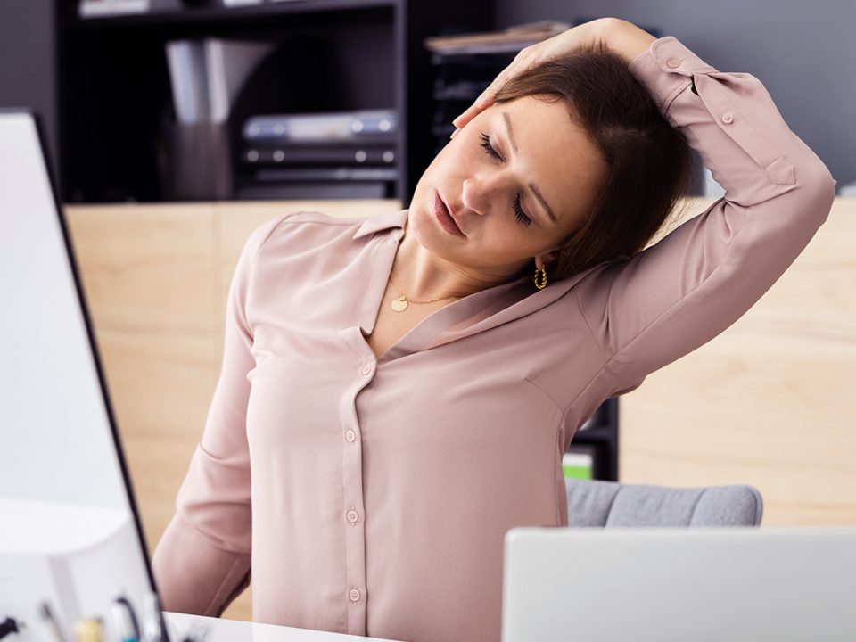Nackenschmerzen - douleur au cou - neck pain - EVO Fitness