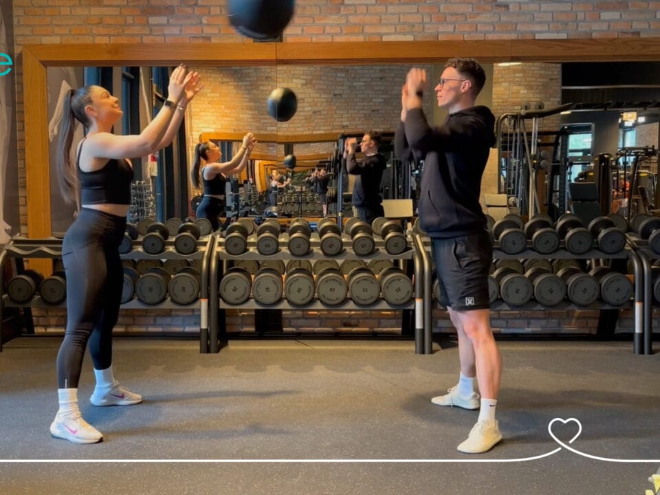 Full-Body-Valentins-Partnerworkout | full-body Valentine’s partner workout